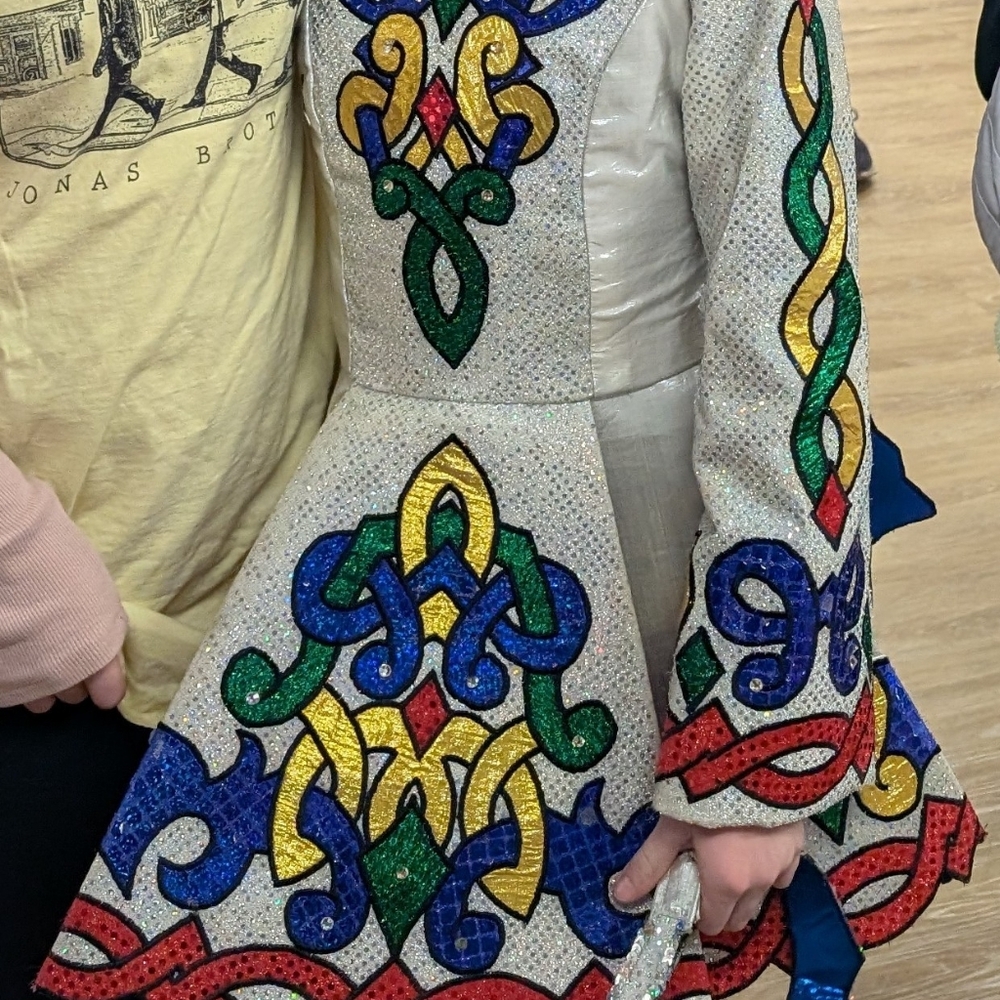 Traditional Celtic Irish dance costume dress with sequins bell sleeves sz 8 Girl